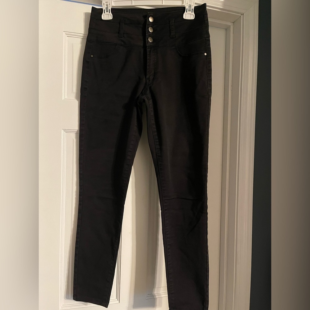 Tinseltown Women's Black Skinny Jeans